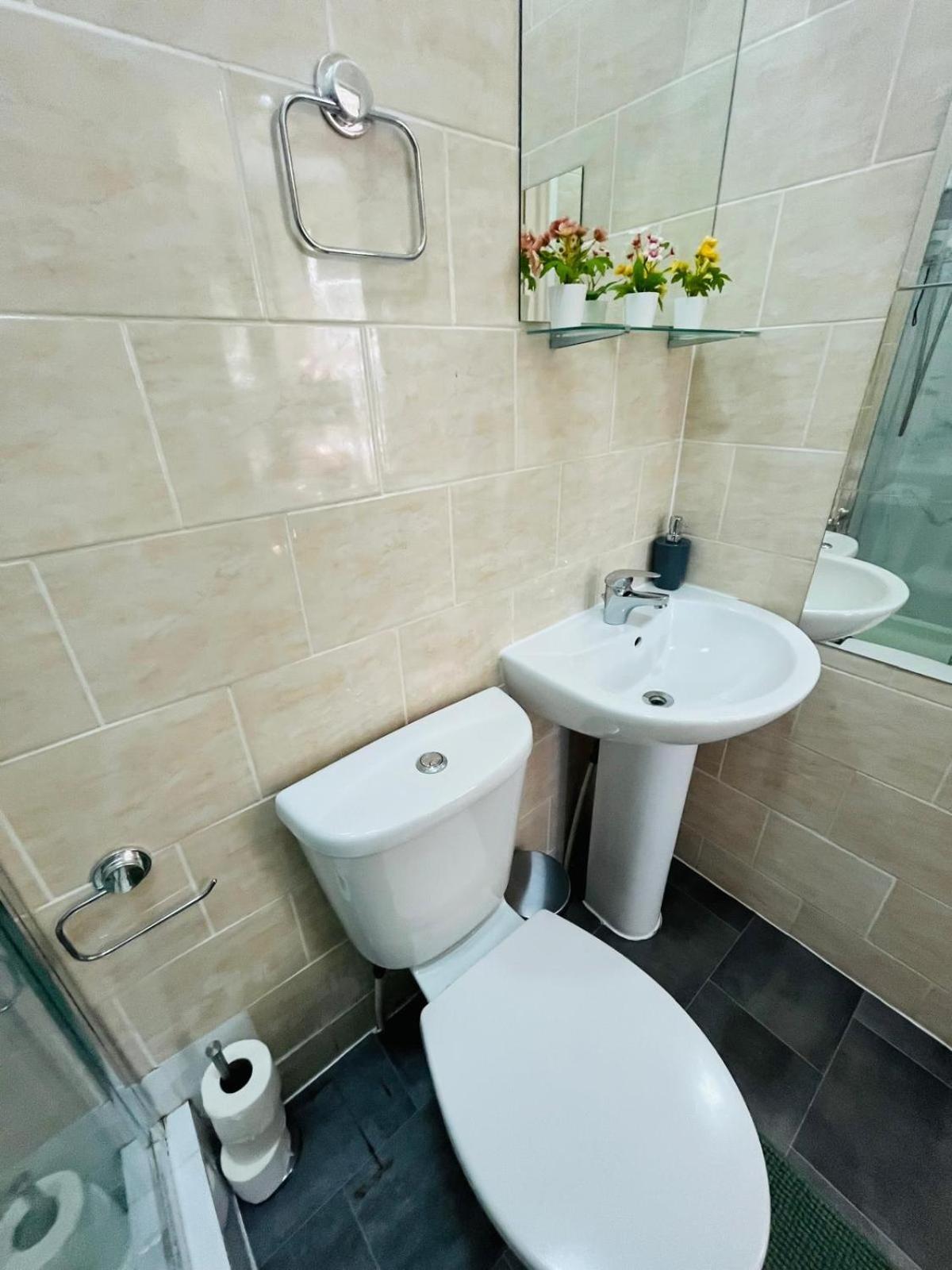 Wonderful Fully-Equipped Studio Near Central London 8 エクステリア 写真